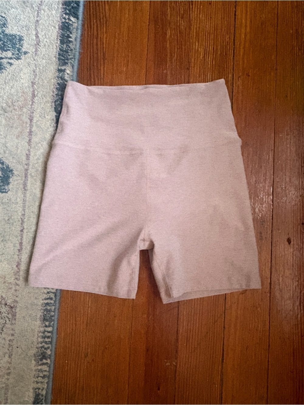 Beyond Yoga High-Rise Seamless Bike Shorts - Light Taupe